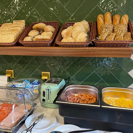 Sete Colinas 호텔 2*