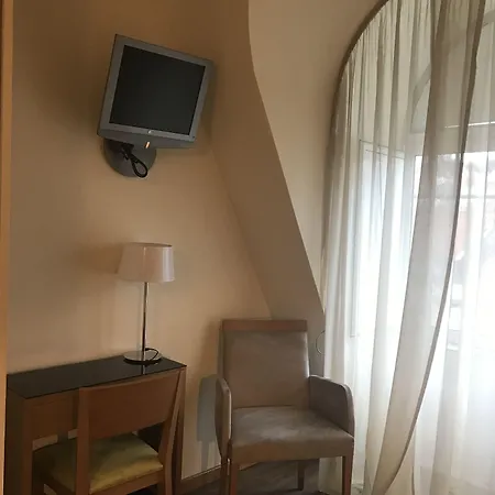 Sete Colinas 호텔 2*