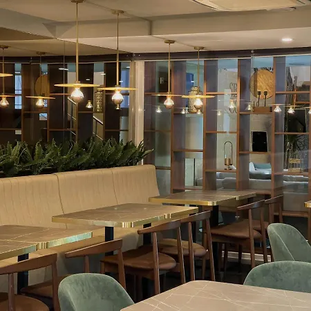 Otel Sete Colinas