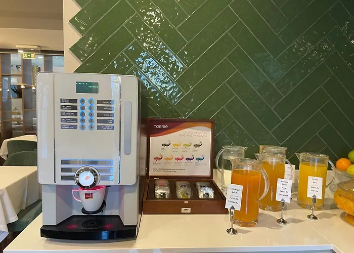 ホテル Sete Colinas 2*